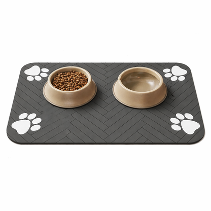 Saugfähige Futternapf-Unterlage für Hunde & Katzen